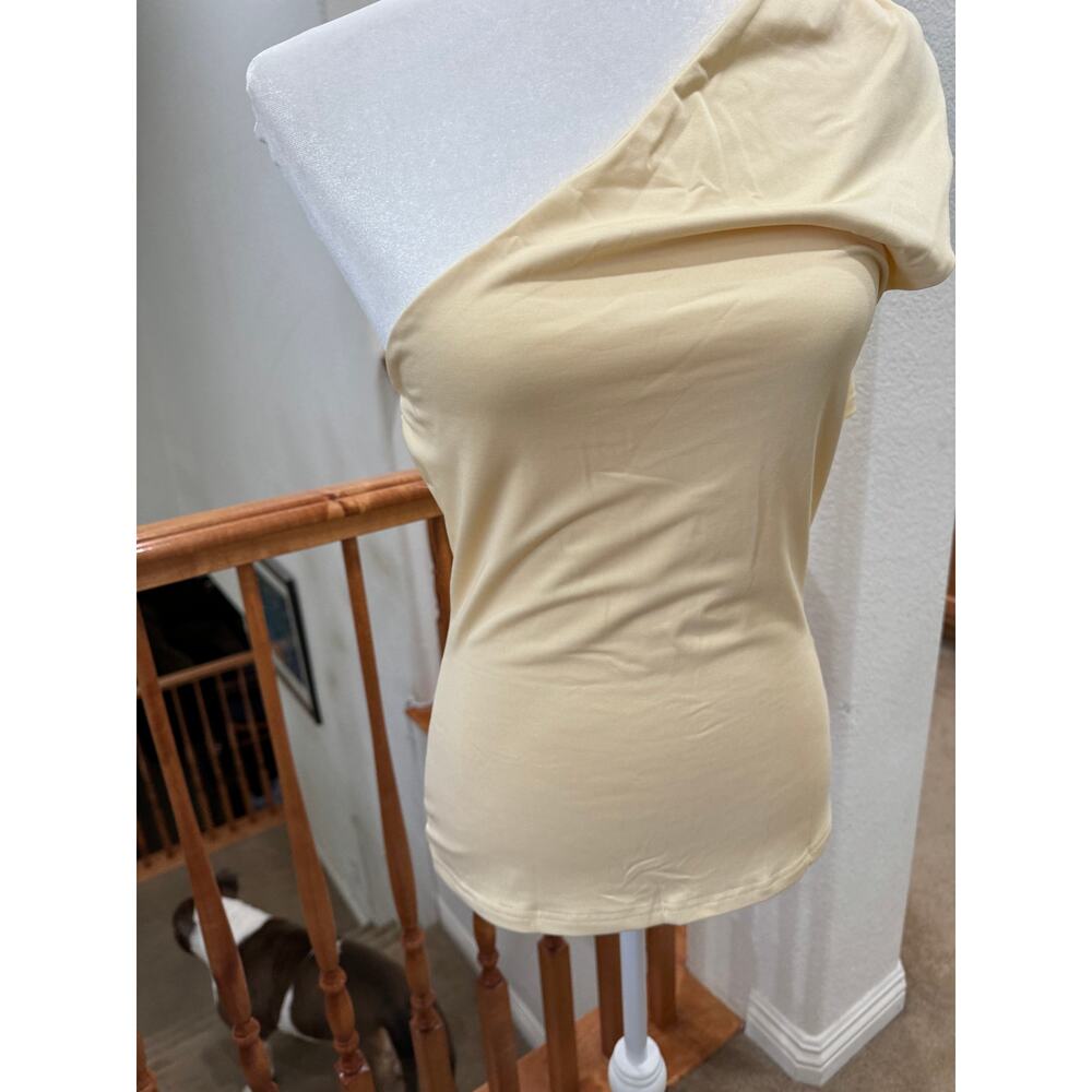 NWT Women's Yellow Cold Shoulder Bodycon Blouse Top Small
